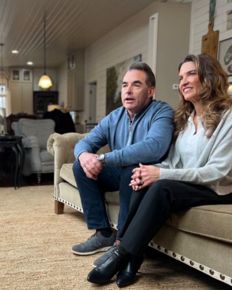 The Carltons, Mike and Laurie